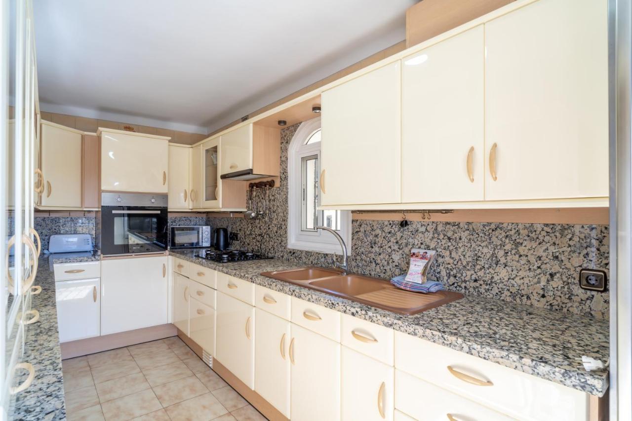 Villa Kenny Private Pool Casasol Nerja Eksteriør billede