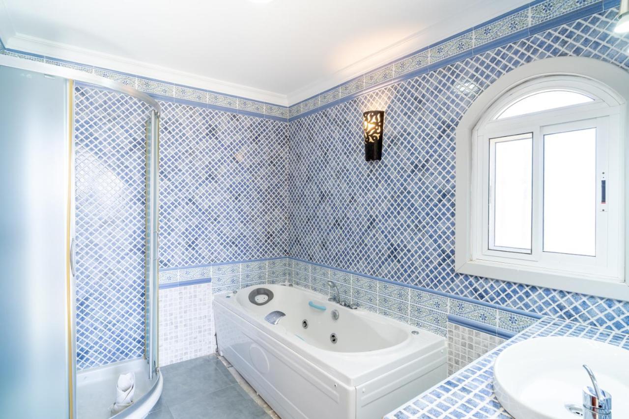 Villa Kenny Private Pool Casasol Nerja Eksteriør billede