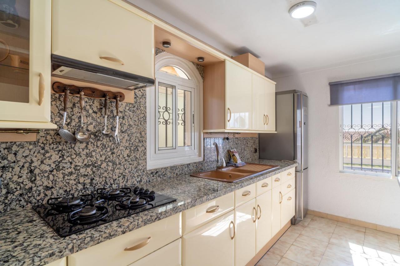 Villa Kenny Private Pool Casasol Nerja Eksteriør billede